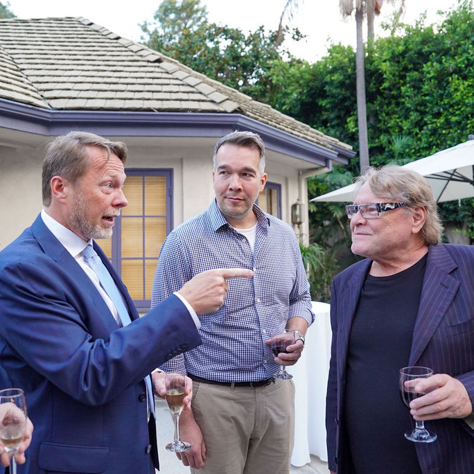 Men conversing at October 2025 Esa-Pekka Salonen New York event